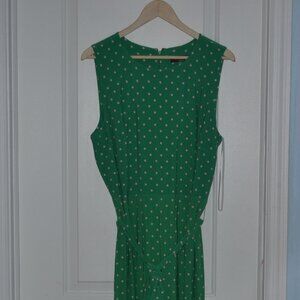 Pre-owned Kasper Dress size 16. Color green with white dots pattern